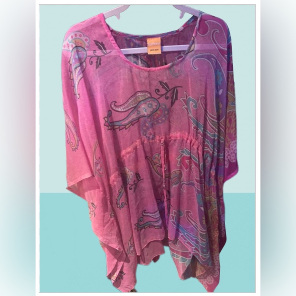 Coverup or Top super Cute! One size fits Most! Ties cinch under breast!